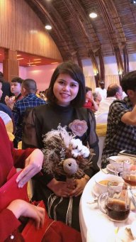 Trang trắc trở