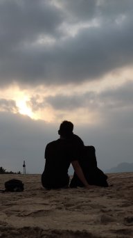 Hút Cỏ Thay Cơm