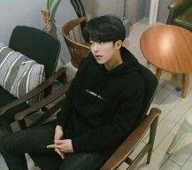 Hy Thần