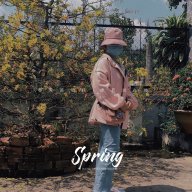 Nữ Vương Thích Ăn Gà